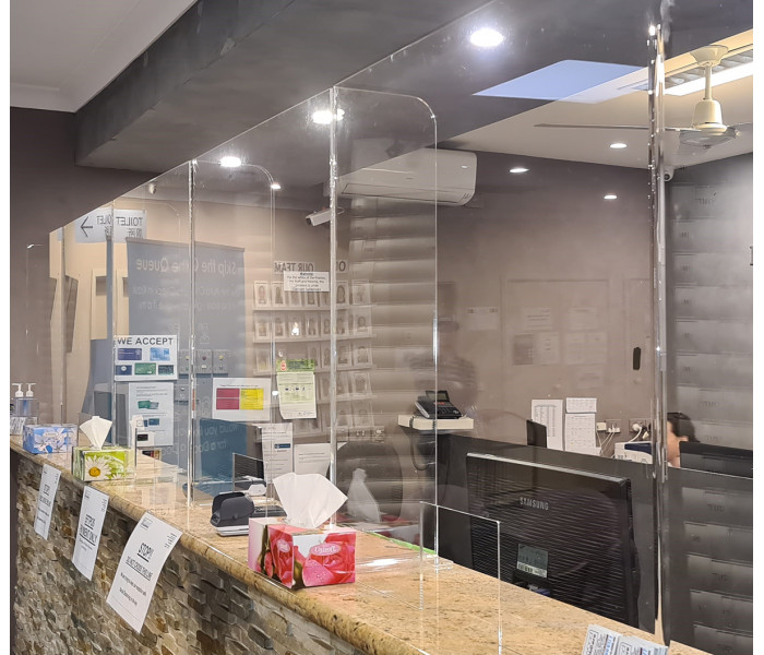 Sneeze/ Privacy Guards