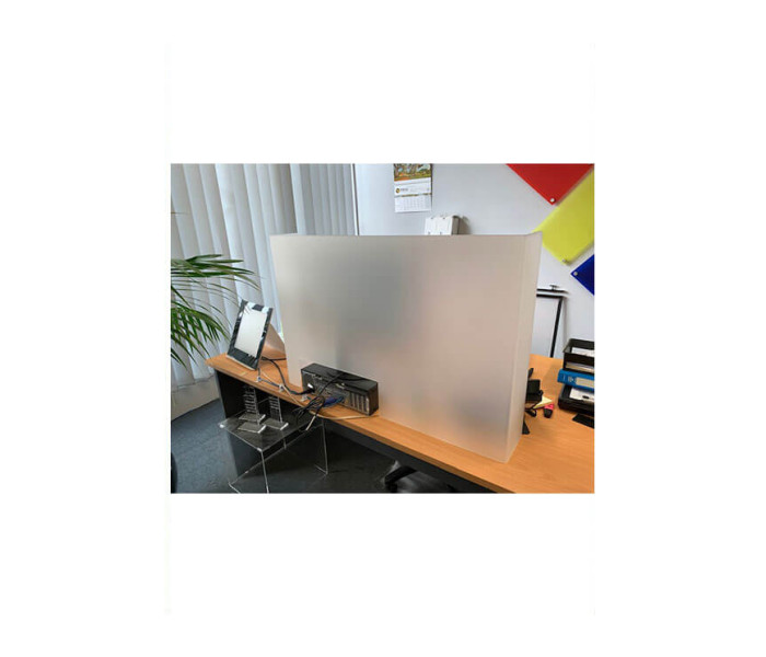 Sneeze/ Privacy Guards